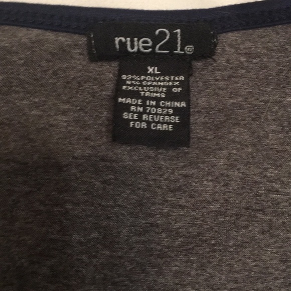 Baseball tshirt - Picture 2 of 2